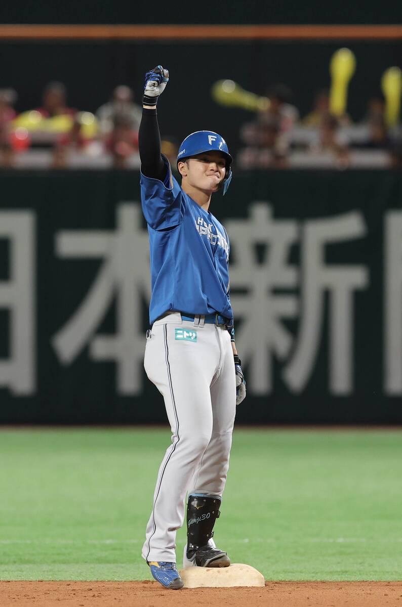 NPBバット 郡司裕也 郡司裕也 豪快バットフリップ裏話 実はコソ練していた？ 理想は