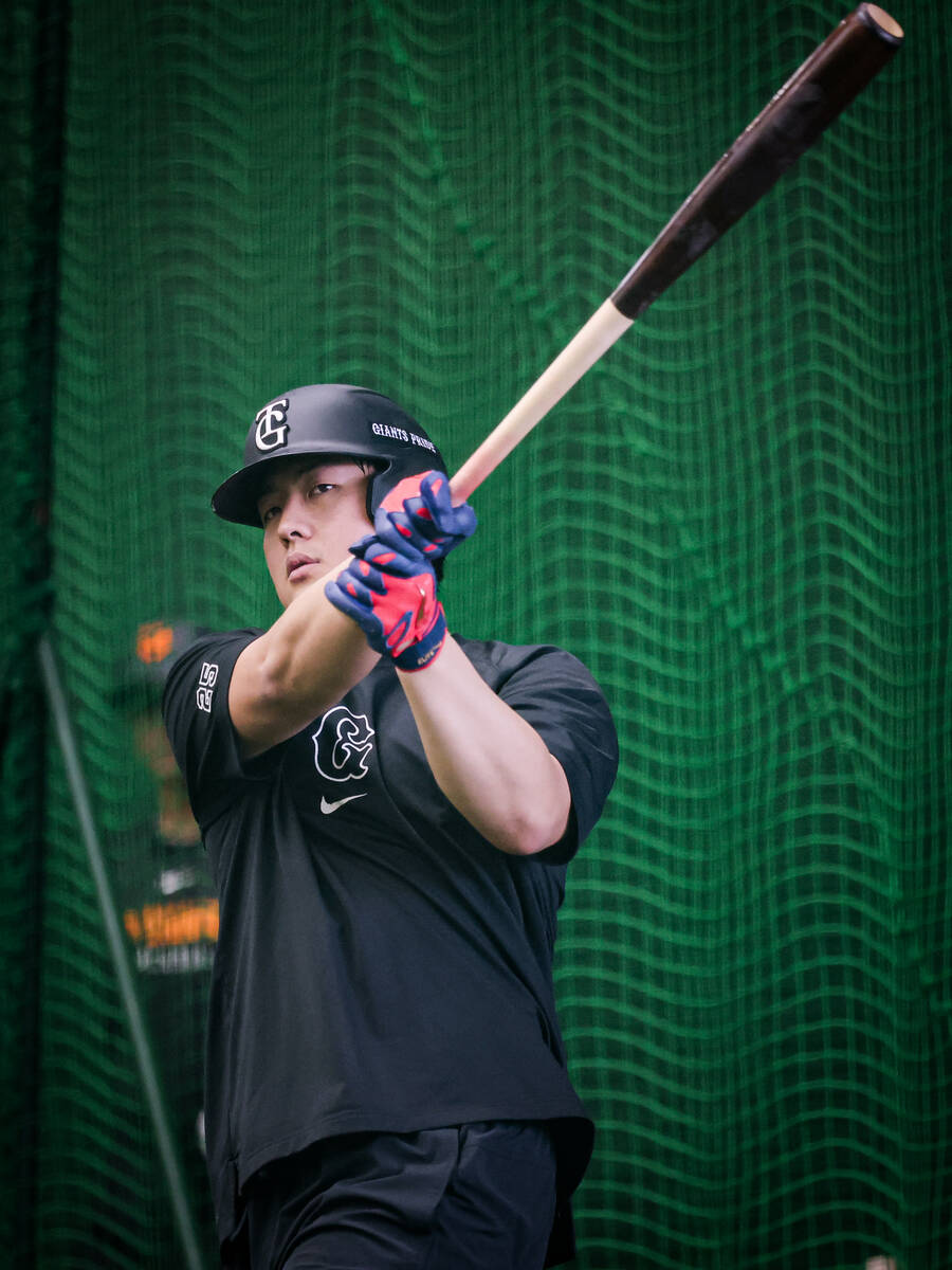 現巨人の四番岡本和真選手のバット