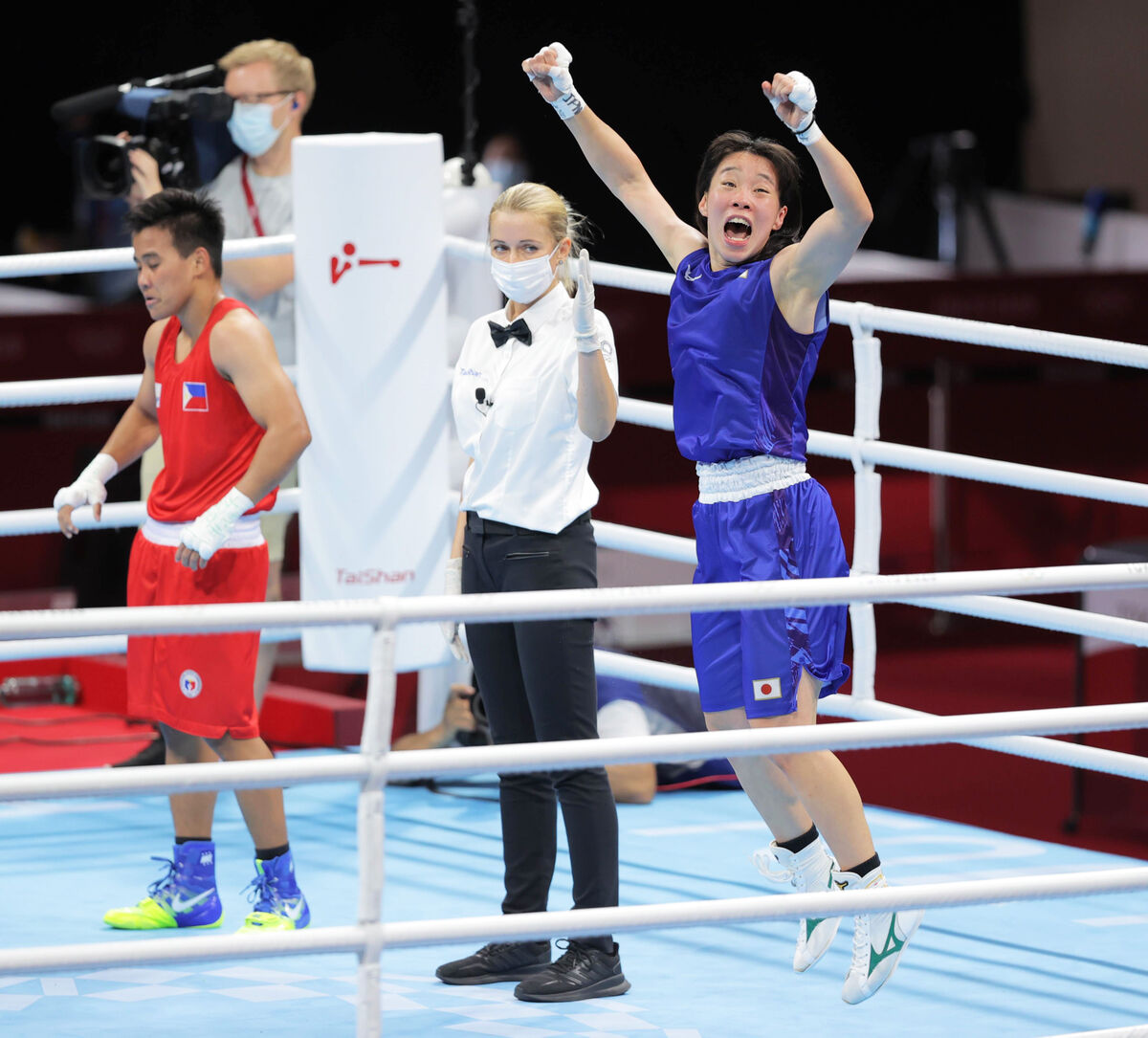 五輪柔道の女性審判 毅然と裁く 天野さん 栄えある畳 21年8月5日 エキサイトニュース