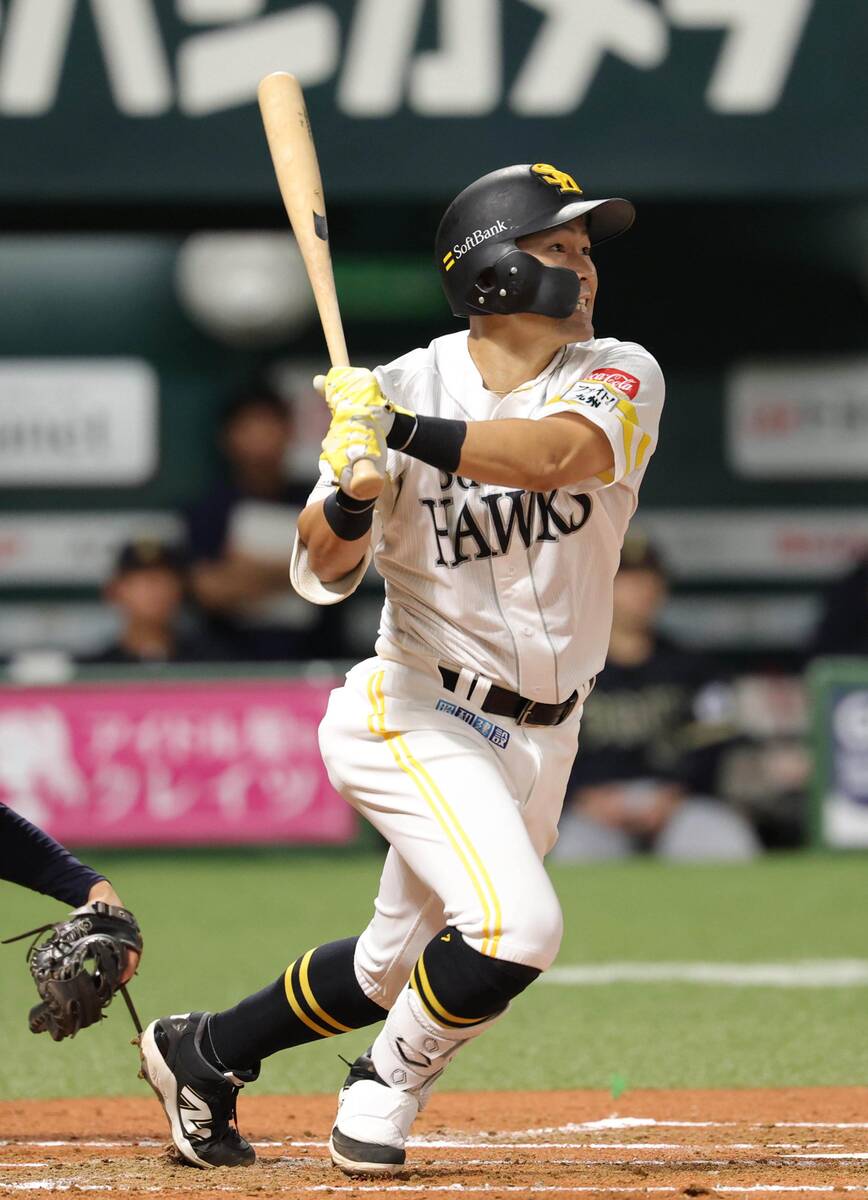 ソフトバンク】貫禄の一打！中村晃、引退試合は第1打席から二塁打を