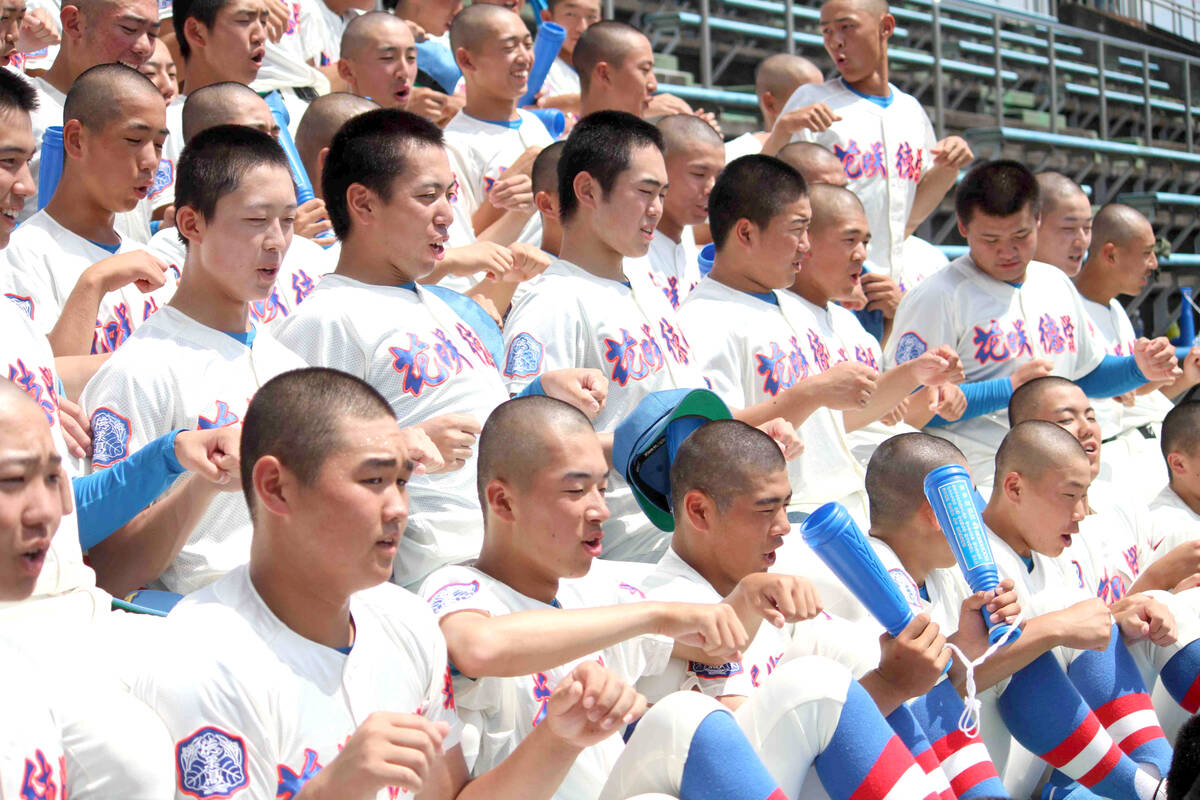 高校野球】花咲徳栄が5回コールドで初戦突破 上山竣也が”通いプライド