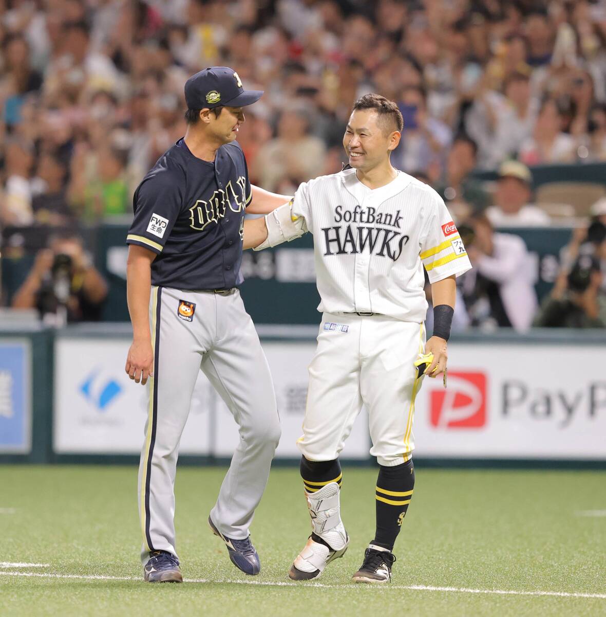 ソフトバンク】中村晃、引退試合で最後の「同期対決」は捕邪飛