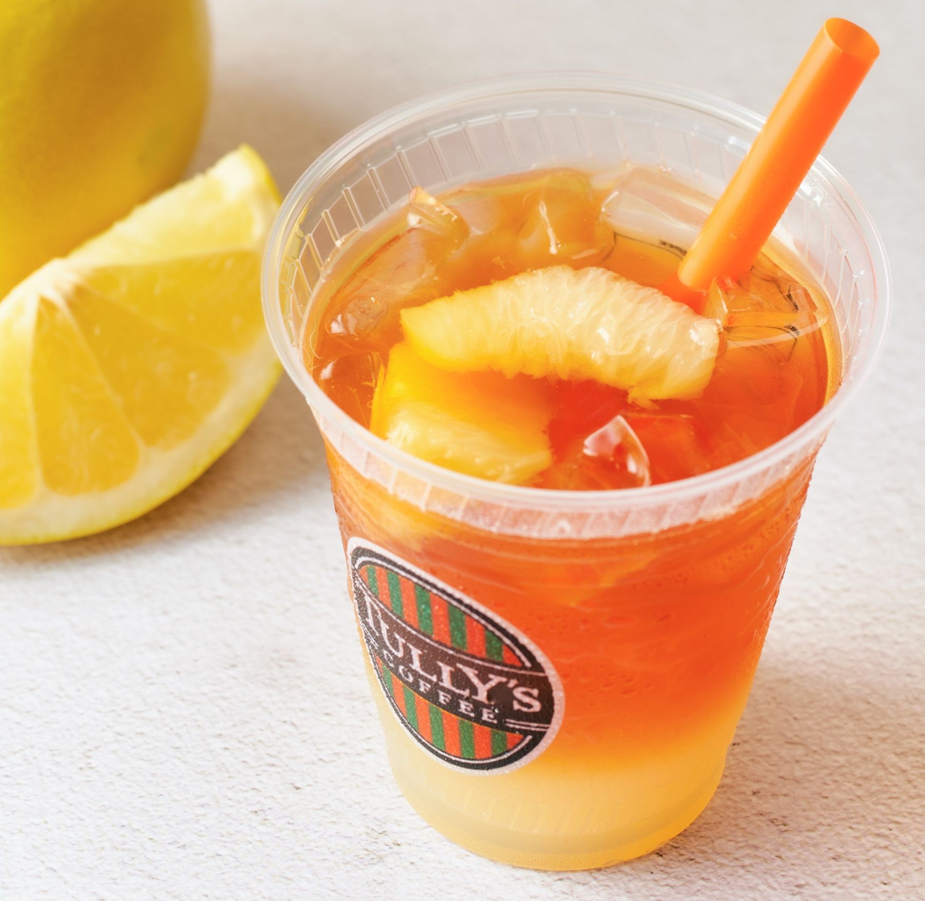 タリーズコーヒー、夏限定フローズンドリンク・果汁入りアイスティー発売、「ごろっとマンゴーヨーグルトスワークル」「エスプレッソシェイクホイップ