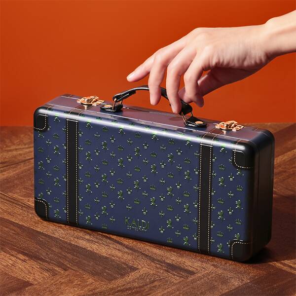 タイタニック　トランク　カード　限定 タイタニック トランク カード 限定 - メルカリ