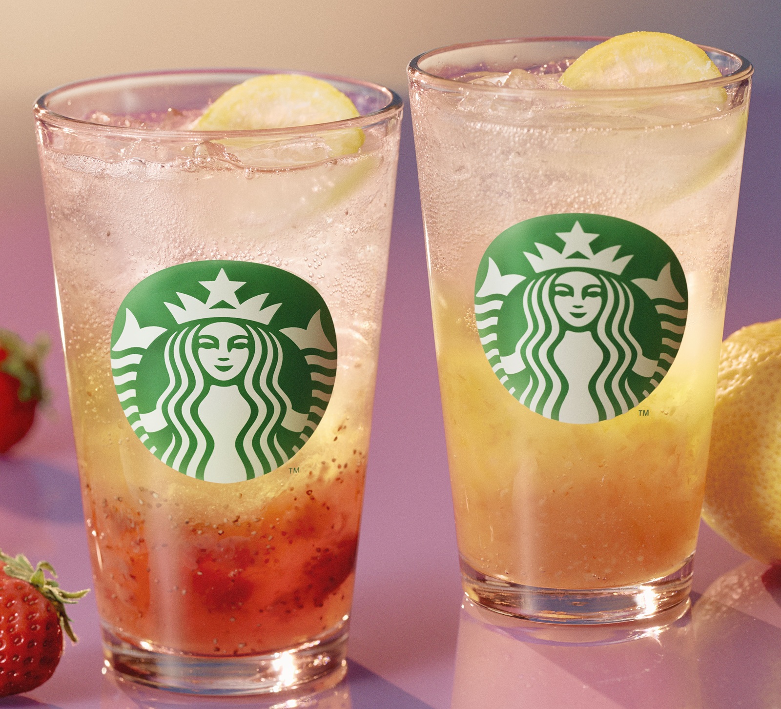 スタバ『チラックス ソーダ』新登場、フルーツ果肉×炭酸×シトラスの