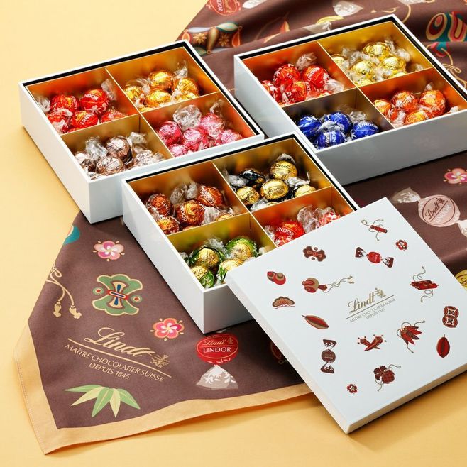 リンツのおせち 初登場 リンドールぎっしりチョコレート尽くしの三段重 年12月7日 エキサイトニュース