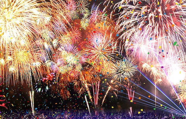 約8 000発の花火を打ち上げ ハウステンボス で年越しを楽しもう 年12月3日 エキサイトニュース 約8 000発の花火を打ち上げ ハウステンボス で年越しを楽しもう 年12月3日 エキサイトニュース