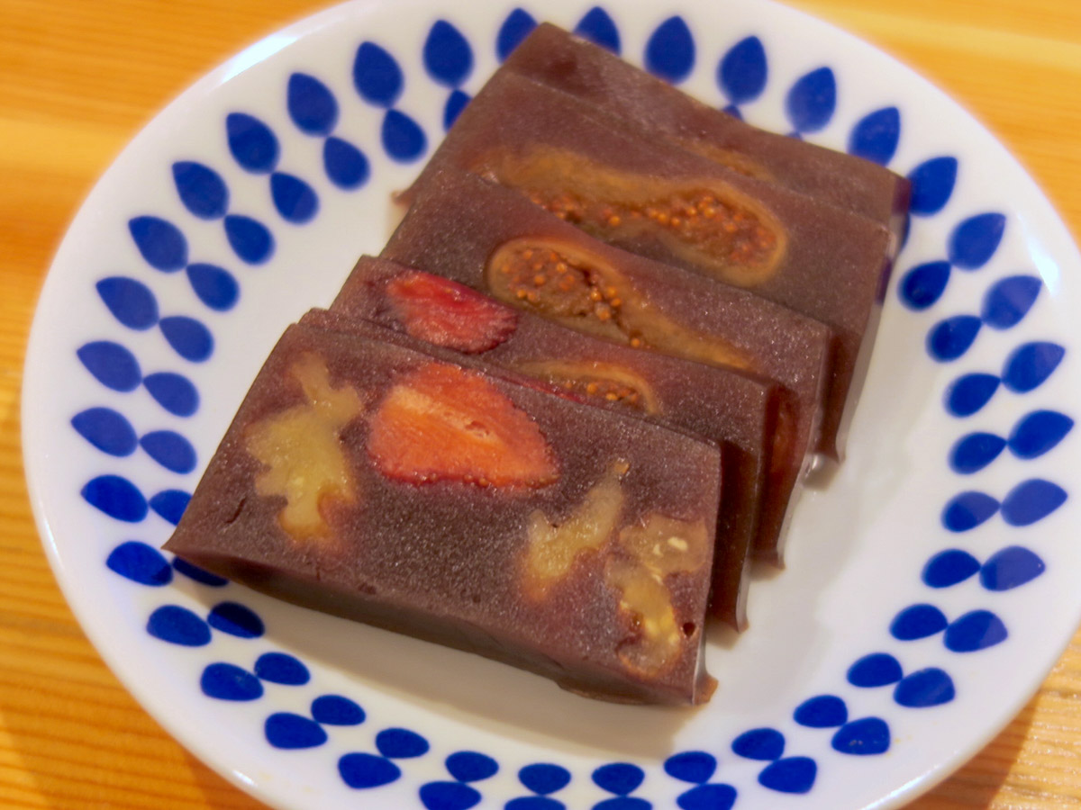 リピ必至 羊羹の概念が変わる Wagashi Asobi の ドライフルーツの羊羹 を取り寄せてみた 22年6月3日 エキサイトニュース リピ必至 羊羹の概念が変わる Wagashi Asobi の ドライフルーツの羊羹 を取り寄せてみた 22年6月3日 エキサイトニュース