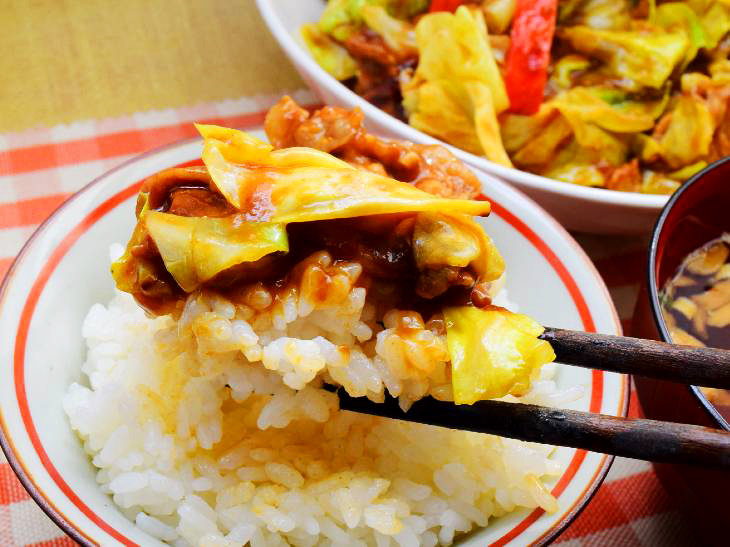 定食屋の肉野菜炒めが5分で作れる！ 炒め物専用ルウ「ごはんがうまい」で食卓に革命起きた (2020年11月2日) - エキサイトニュース