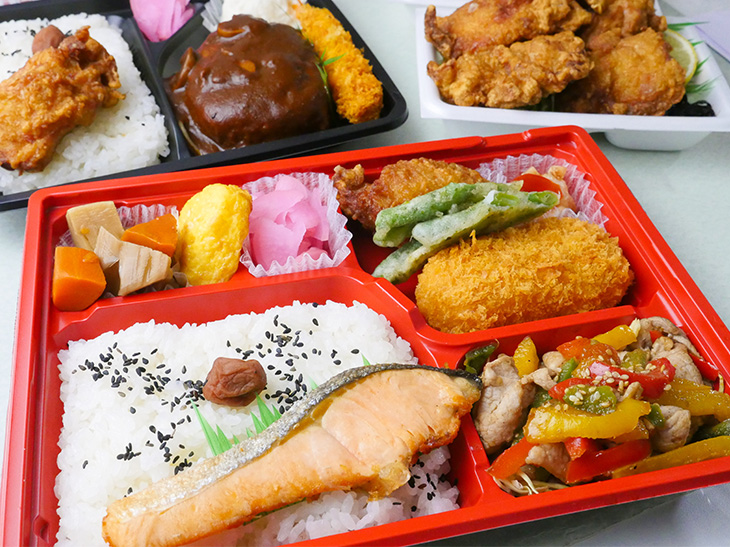 コロッケが日本一安い店 みっちゃん弁当 綾瀬 の人気弁当を買ってみた 21年3月22日 エキサイトニュース