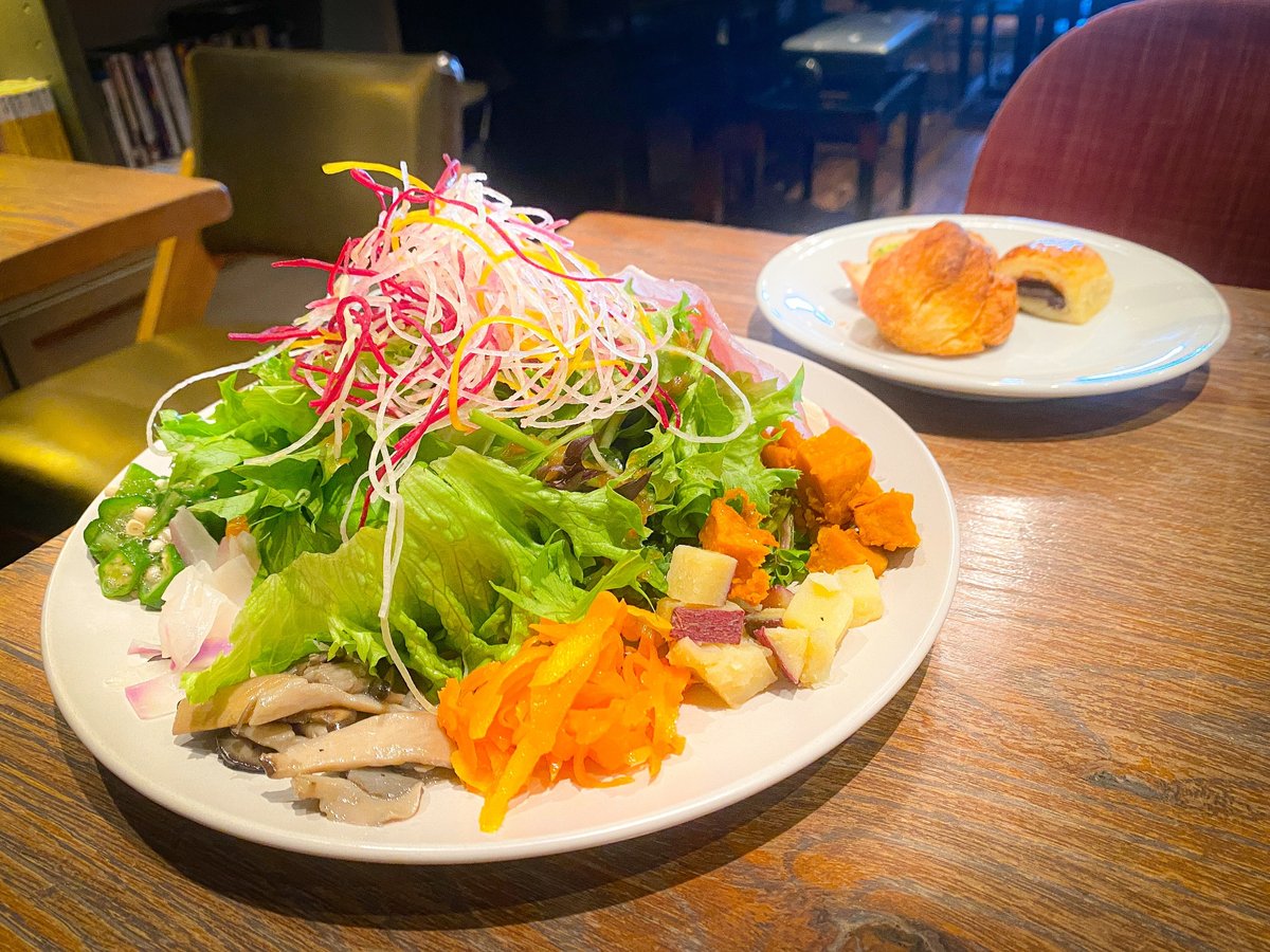 ギャル フェラ スマホ 性を楽しむ積極的な姿勢に、思わず興奮が高まります。