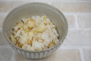 葉っぱまで美味しくいただける 炒めて和えるだけのカリフラワーご飯 浜内千波レシピ 年12月23日 エキサイトニュース