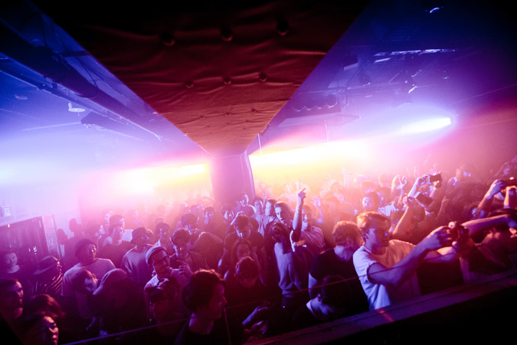 渋谷のクラブが再熱中 イケメンに出会いたければココに行け ローリエプレス