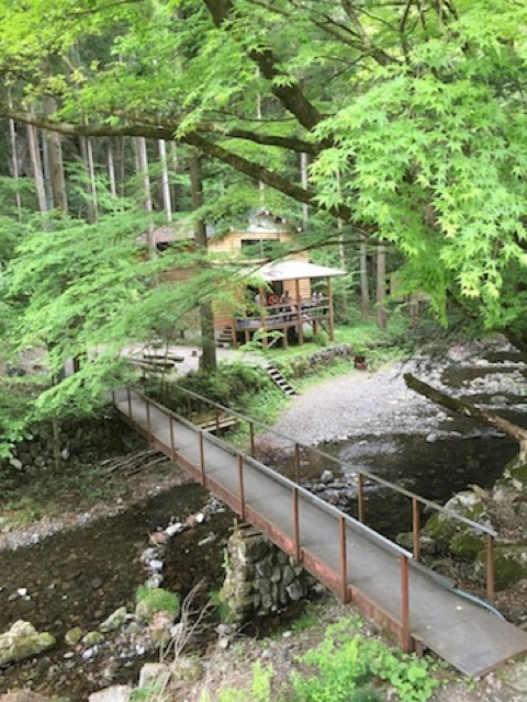 ここは本当に東京 新宿から１時間３０分弱で着くパワースポット 神戸岩 16年5月26日 エキサイトニュース