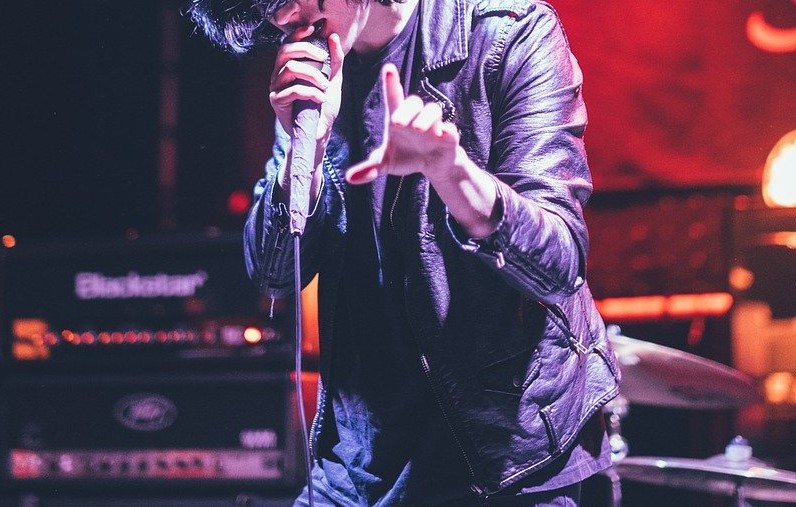 glayのteruが ソーシャルディスタンス を披露してネット民大爆笑 シンプルにおもしろい 冴えteru の声 年4月18日 エキサイトニュース