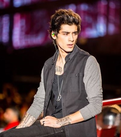 ゼイン マリク 1d 脱退前に母に涙ながら電話 アドバイスを求めていた 15年3月30日 エキサイトニュース