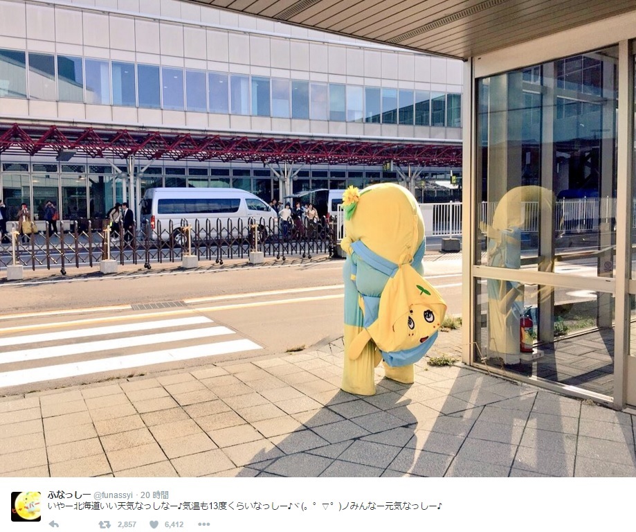 ももクロ ふなっしーのツイッター写真に写りこむ 15年11月17日 エキサイトニュース