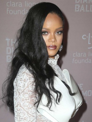 リアーナ 故郷バルバドスのアンバサダーに就任 これ以上の誇りはない 18年9月23日 エキサイトニュース