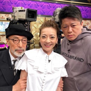 西川史子の両腕を掴むテリー伊藤に批判の声 触れすぎです 2019年2