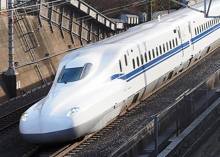 東海道新幹線は今年で開業60周年 F1コラボの「日本グランプリ号」や記念グッズなど様々な企画を展開 ロゴマークも制定 (2024年2月15日) -  エキサイトニュース