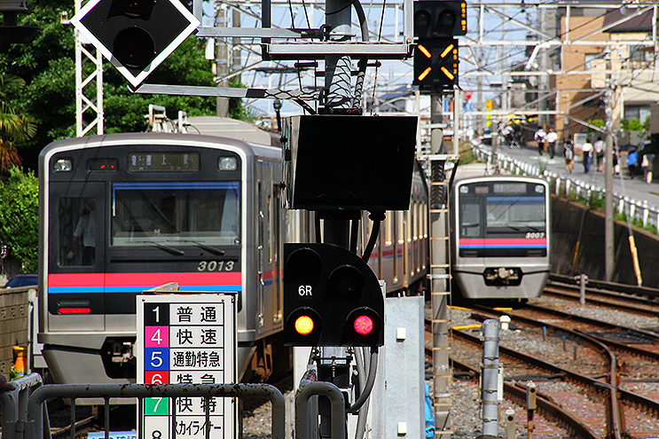 京成電鉄の列車種別標識がおもしろい！ 色と番号で分けて速度も表示 (2020年4月26日) - エキサイトニュース