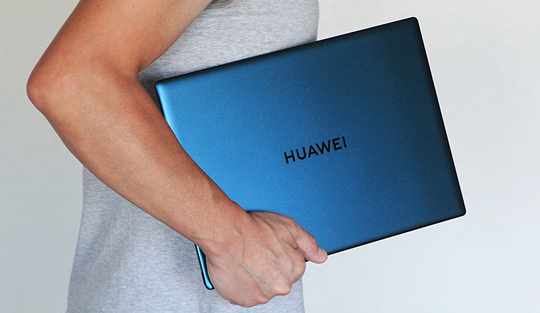 HUAWEI MateBook X Pro 2021 と2週間＿薄くて軽くていいサイズ、高精細