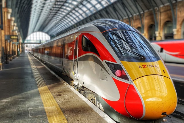 日立の高速鉄道車両 Azuma イギリスで運行開始 19年5月16日 エキサイトニュース