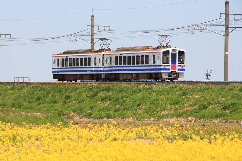 在来線最速級の快速列車、今春のダイヤ改正で消ゆ【取材ノートから No