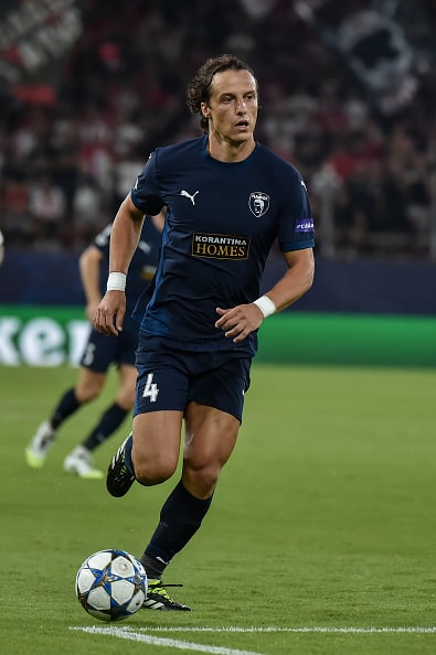 PSG、チェルシーでも活躍した元ブラジル代表DFの今 38歳でキプロス入り