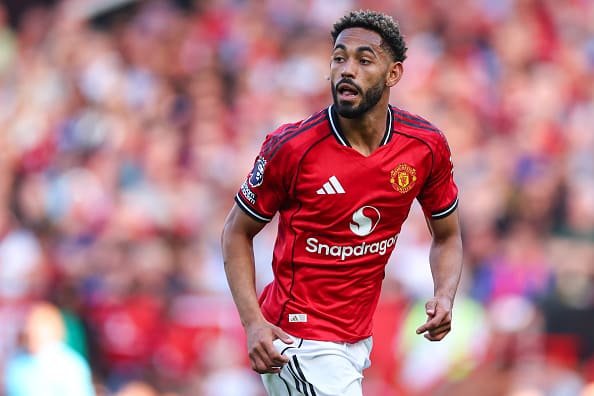 マンU、ようやく待望の勝利も主軸の2人が負傷…… 新FWクーニャはハム