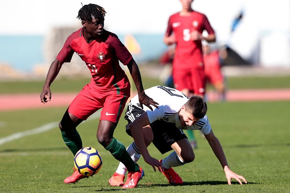 またまた C ロナウド2世 が登場 アーセナルが興味を示す17歳の逸材 年7月19日 エキサイトニュース またまた C ロナウド2世 が登場 アーセナルが興味を示す17歳の逸材 年7月19日 エキサイトニュース