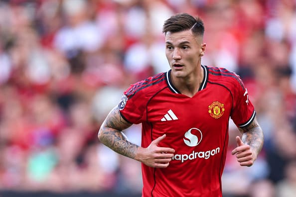 モンスター級の能力を全て備えている」 マンUの新ストライカー