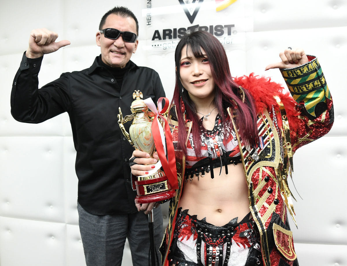プロレス大賞女子プロレス大賞表彰 ビッグダディ ファミリーでスターダム乗っ取れ 詩美に真っ黒指南下る 22年2月1日 エキサイトニュース