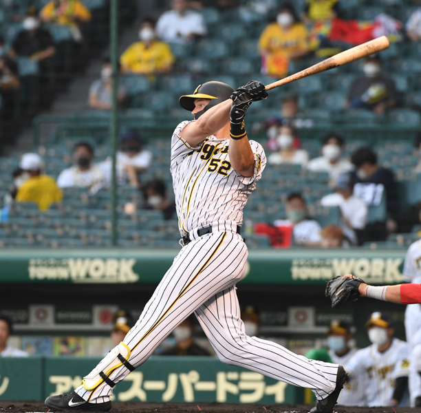 阪神サンズが甲子園初バックスクリーン弾で１００万円ゲット 2020年7月21日 エキサイトニュース