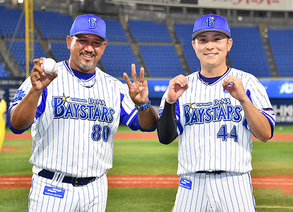 ｄｅｎａラミレス監督が通算３００勝 ３安打３打点の４番へ ありがとうございます 佐野 年8月5日 エキサイトニュース