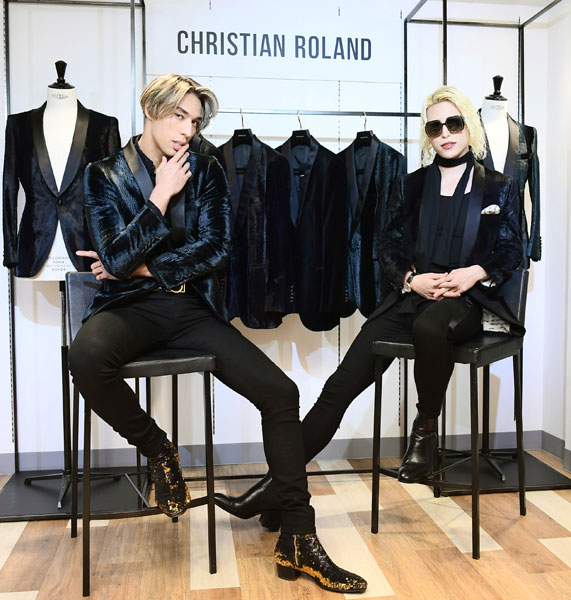 rolandがポップアップストアオープン 1個のものを大事にしたい 年12月10日 エキサイトニュース rolandがポップアップストアオープン 1個のものを大事にしたい 年12月10日 エキサイトニュース