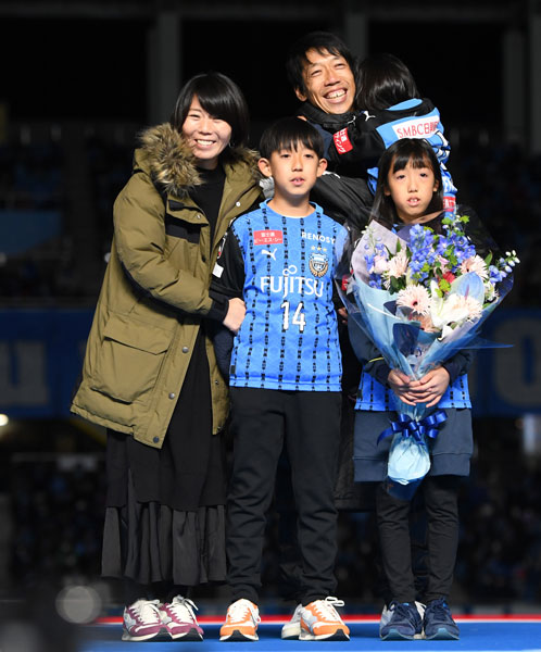 ｊ１川崎 君がいなければここまでには育ってなかった 川崎 中村憲剛が家族へ感謝のメッセージ 年12月21日 エキサイトニュース