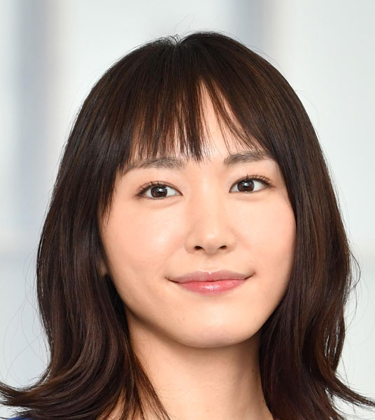 令和ガッキー 新垣結衣の 元号会見 再現にファン歓喜 21年1月2日 エキサイトニュース