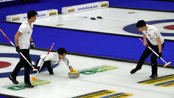 カーリング 男子世界選手権 日本はロシアに敗れ４敗目 2021年4月6日 エキサイトニュース