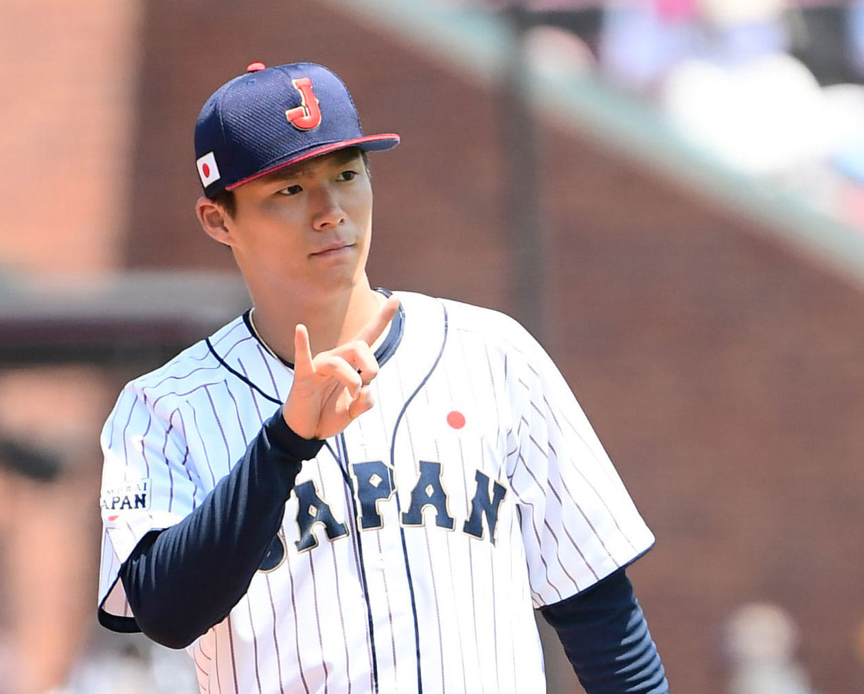 侍ジャパン 開幕投手の山本由伸が６回無失点の好投 元巨人フランシスコ併殺で危機乗り切る 21年7月28日 エキサイトニュース