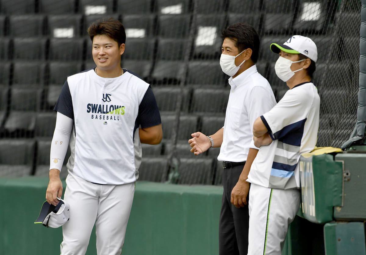 安心発送】 祝金メダル レッグガード 野球日本代表 稲葉監督 実使用