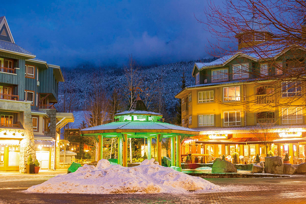 世界のスキーヤーが憧れるスキー場 カナダの ウィスラー ブラッコム ローリエプレス