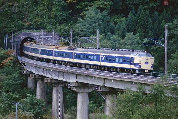 北海道へ渡った“寝台特急電車”すぐ廃車のナゼ 国鉄581・583系の一部が