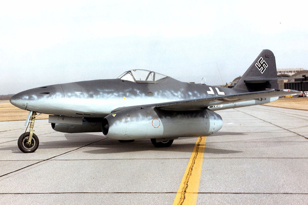 ＭI工房、完成品、ドイツ空軍、メッサ―シュミットMｅ262 あと1年早ければ…”遅れてきたジェット戦闘機「Me 262」背景には
