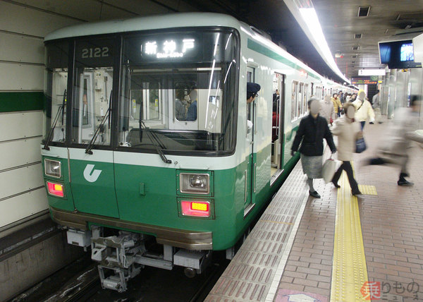 神戸市営地下鉄西神・山手線用「2000形」 3月引退 34年間走った角目の