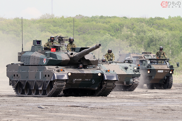 圧倒的迫力！ 戦車づくしの陸自第7師団・東千歳駐屯地記念行事 3年ぶり