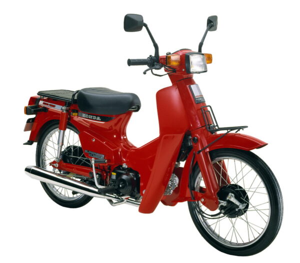 『値交渉有り』希少な4速エンジン　角目　　HONDA カブ50  原付　50cc 賛否が分かれる「角目カブ」そんなにダサいか…？ 今こそ称えたい「原付
