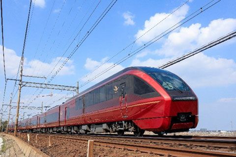 近鉄80000系「ひのとり」に8両編成登場 名阪特急で新型増備進む