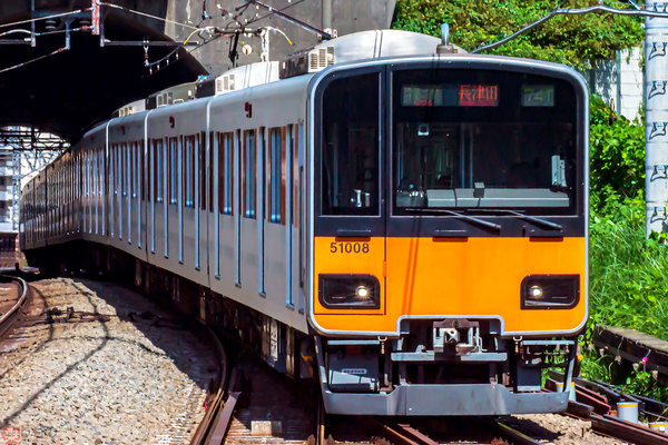 東武スカイツリーラインを走るレア車両 見た目は同じようでもたった1