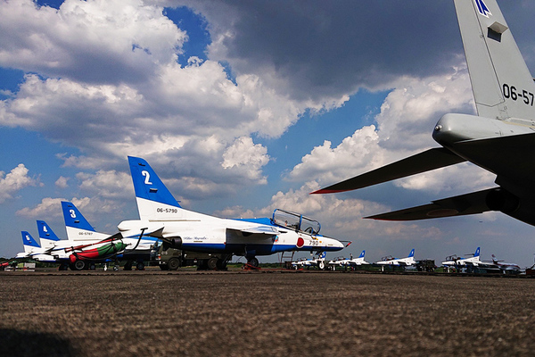 空自ブルーインパルスが入間基地に到着 オリパラで都内上空を飛行予定 21年7月日 エキサイトニュース